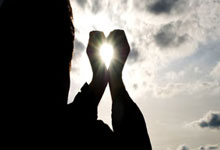 爱游戏：足球友谊赛：我国雄狮队2比3败给中华台北队.